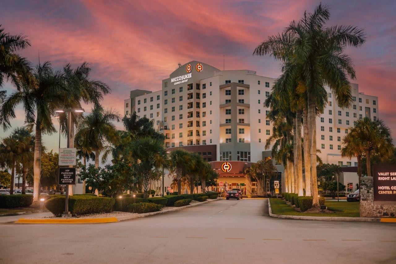 Miccosukee Casino & Resort (Adults Only) Tamiami Exteriör bild